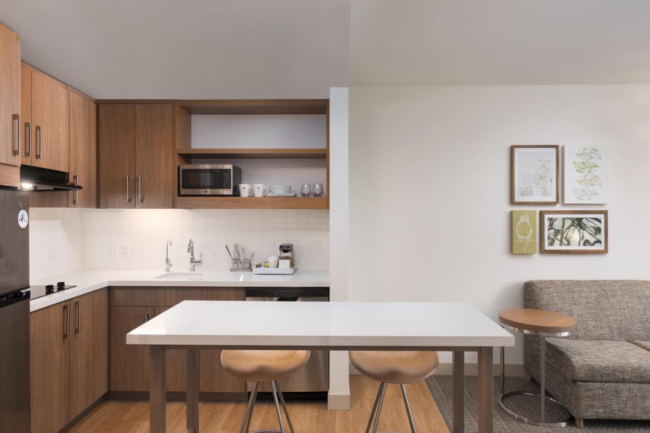 Element Denver Downtown East Экстерьер фото
